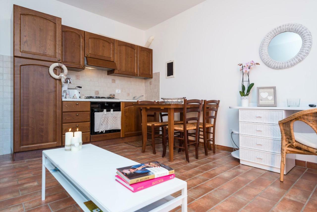 סקרלינו Romantic & Charming Apartment מראה חיצוני תמונה
